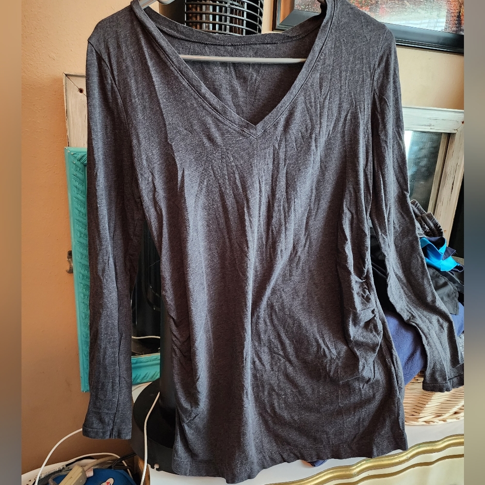 Gap Maternity MD Longsleeve Shirt